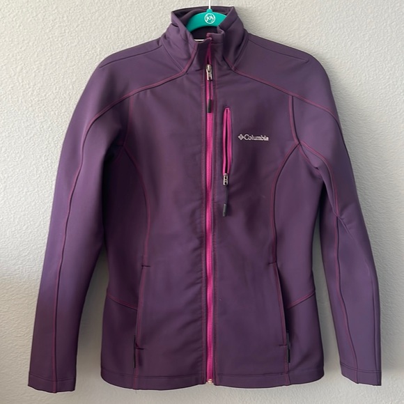 Columbia Jackets & Blazers - EUC Columbia jacket, women’s S, barely worn, like new, plum color…